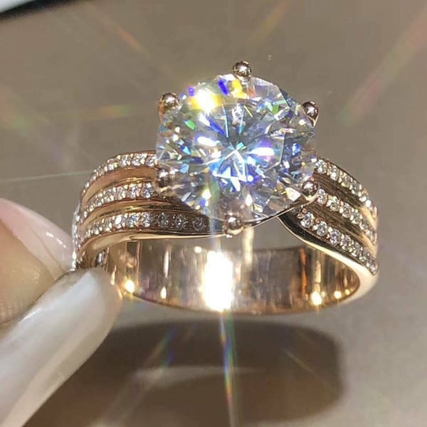 Lustre Vow Sieraden | Ring met 3 karaat briljant geslepen zirkonia