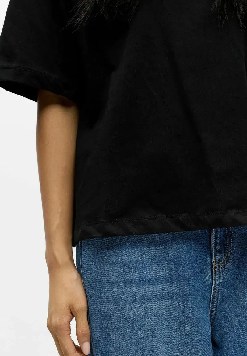 100% Cotton Crew Neck Tee for Women in Fitted or Loose Fit image 11